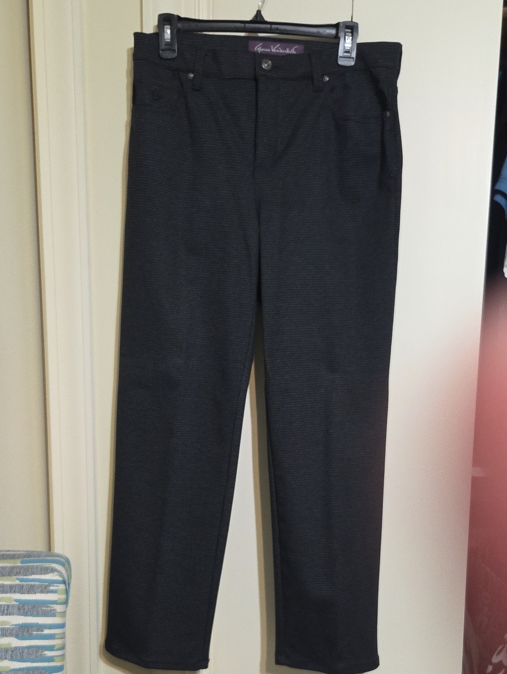 Gloria Vanderbilt Straight-Leg Dress Pants in Black/Gray Check/Stretch